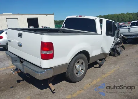 2004 Ford F-150 Lariat/Xl/Xlt z USA, uszkodzony, nr VIN 1FTPX12524NB01882